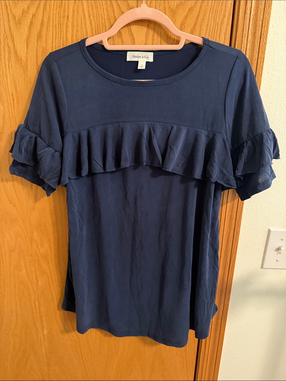 NWOT Hailey & Co. Navy Ruffle Short Sleeve Tee
